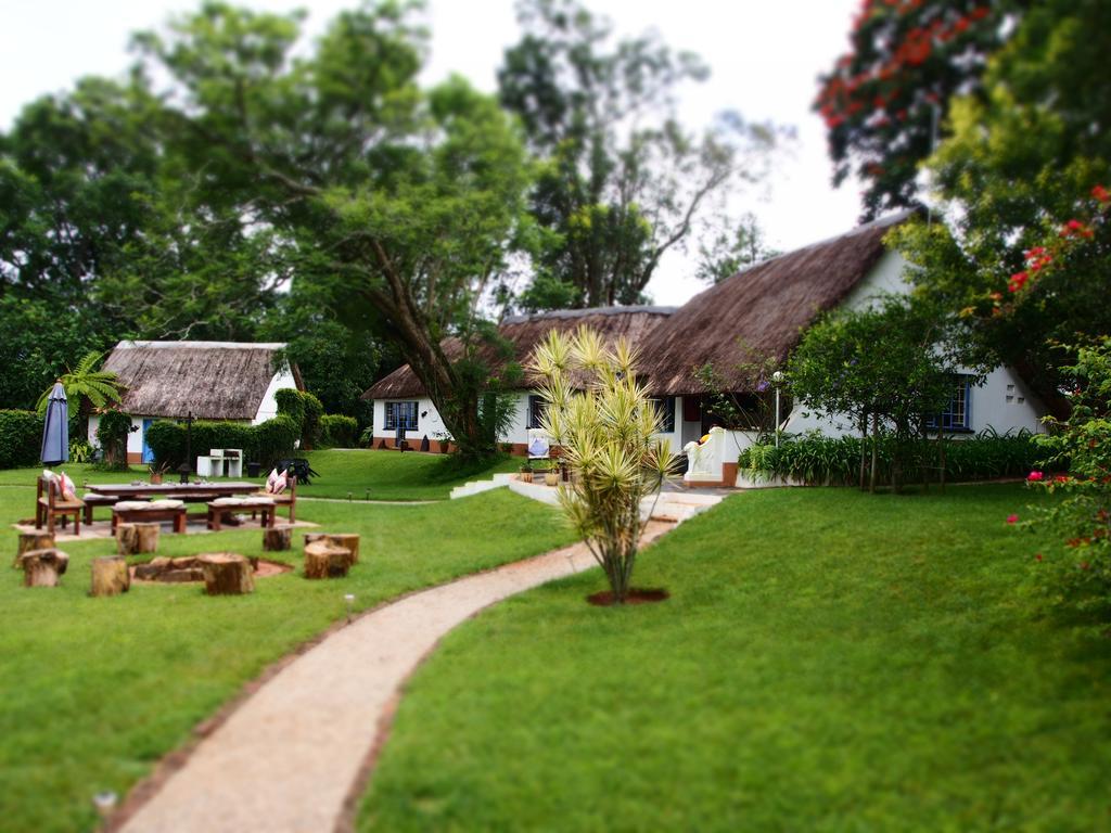 Thokozani Lodge Уайт-Ривер Экстерьер фото